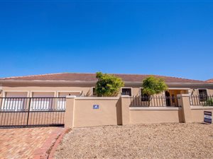 4 Bed House in Somerset Ridge