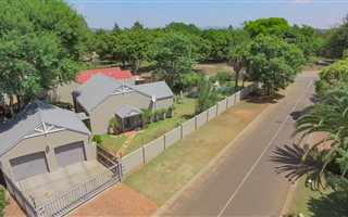 2 Bedroom House in Wierda Park