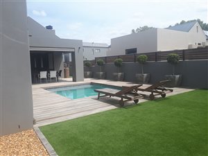 3 Bedroom House in Kelderhof Country Village