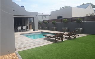 3 Bedroom House in Kelderhof Country Village