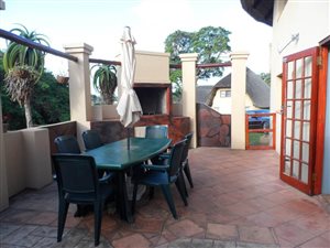 4 Bed House in Woodgrange