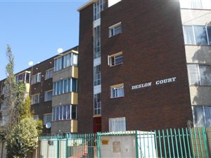 2 Bed Apartment in Boksburg Central