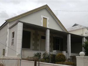 2 Bed House in De Rust