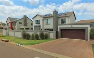 3 Bedroom House in Eldo View