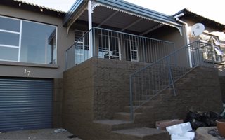 3 Bedroom House in Noordheuwel
