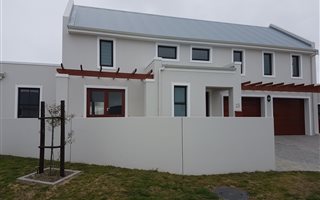 3 Bedroom House in Graanendal