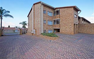 3 Bedroom Apartment in Sundowner