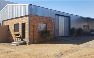 265 m² Industrial space in Roodewal and surrounds