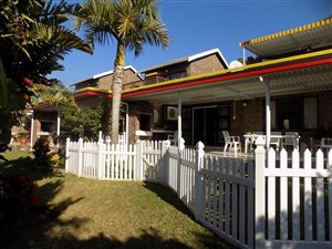3 Bed Townhouse in Uvongo