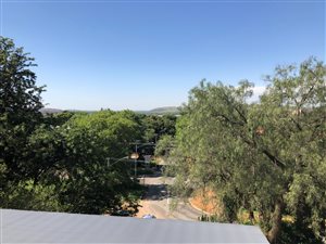 4 Bed House in Meyerspark