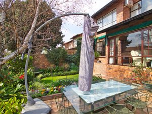 3 Bed Townhouse in Bedford Park