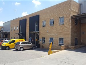 460 m² Industrial space in Longmeadow