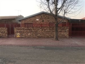 3 Bed House in Delmore Park