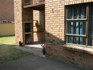 2 Bed Apartment in Secunda