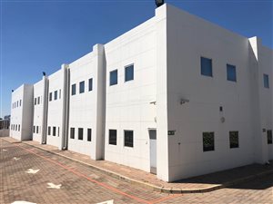 1800 m² Office Space in Grand Central