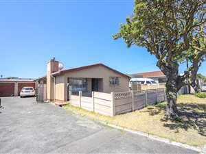 3 Bed House in Mountview