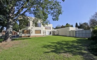 5 Bedroom House in Ruiterhof