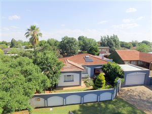 4 Bed House in Potchefstroom Central