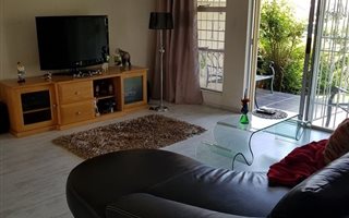 2 Bedroom Townhouse in Strubens Valley