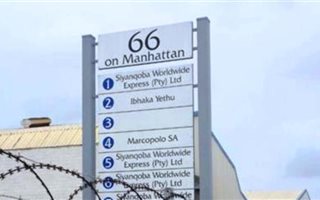 186 m² Commercial space in Airport Industria