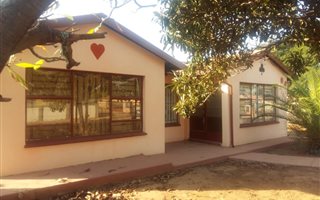 3 Bedroom House in Temba
