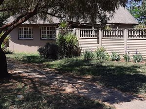 9 ha Farm in Zuurfontein