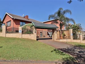 4 Bed House in Yellowwood Park