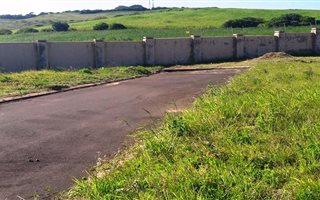 625 m² Land available in Tongaat Beach