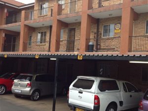 2 Bed Flat in Greenhills