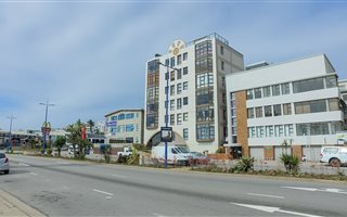 1 Bedroom Apartment in Humewood