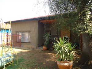 3 Bed House in East Lynne