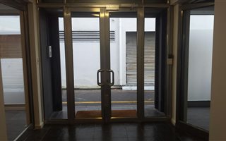 200 m² Commercial space in Claremont