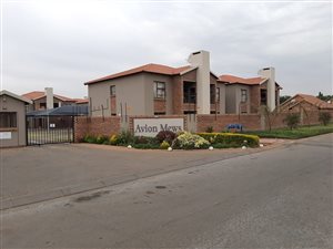 2 Bed Townhouse in Pomona