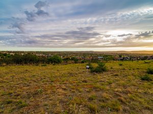 656 m² Land available in Eagle Canyon Golf Estate