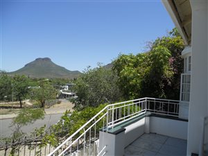 5 Bed House in Graaff Reinet