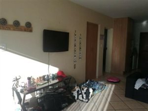 2 Bed Duplex in The Reeds