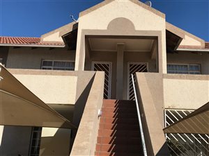 2 Bed Townhouse in Rewlatch