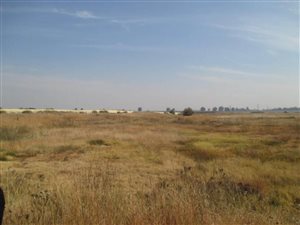193 ha Land available in Nigel