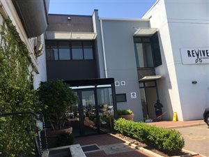 129 m² Commercial space in New Town Centre (Gateway)