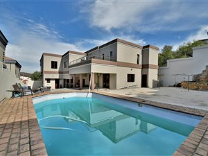 5 Bed House in Liefde en Vrede