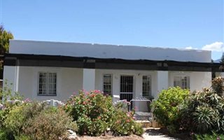 3 Bedroom House in Ladismith