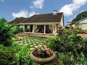 4 Bedroom House in Padfield Park