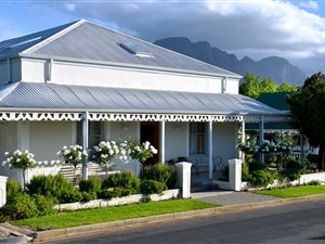 9 Bed House in Franschhoek