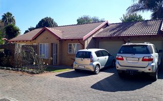 3 Bedroom Simplex in Die Wilgers