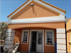 3 Bed House in Philippi