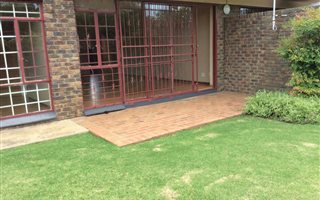 1 Bedroom Apartment in Bronkhorstspruit