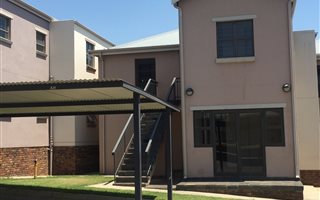 3 Bedroom Townhouse in Lydenburg