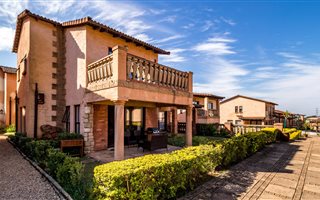 2 Bedroom Duplex in Plantations