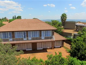 4 Bed House in Glenvista
