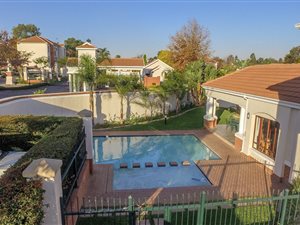 2 Bed Duplex in Sunninghill